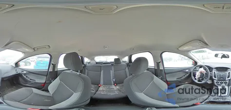 2014 Ford Focus Se z USA, uszkodzony, nr VIN 1FADP3K24EL321144